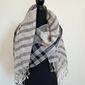 NNWT 100% Linen Scarf